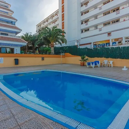 Lägenhet Seguro Spacious With Roomy Terrace *