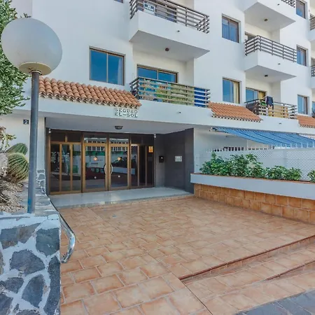 Seguro Spacious With Roomy Terrace Apartment Puerto de Santiago (Tenerife)