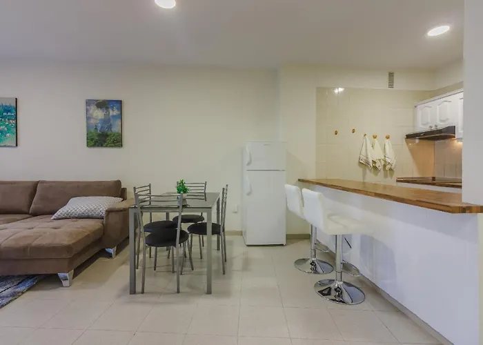 アパート Seguro Spacious With Roomy Terrace