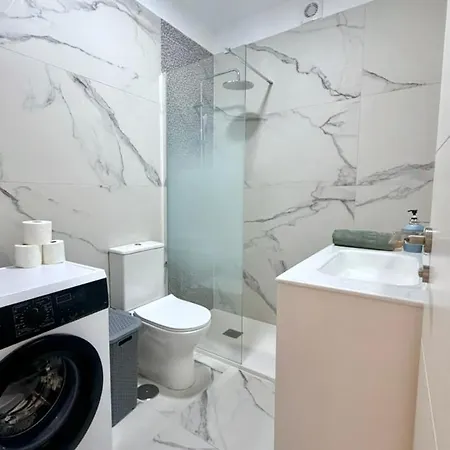 Seguro Spacious With Roomy Terrace, Newly Renovated Пуэрто-де-Сантьяго