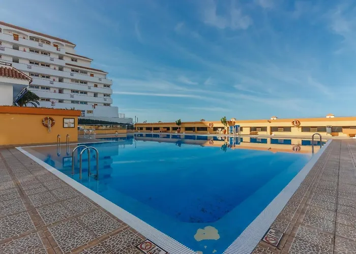 Seguro Spacious With Roomy Terrace Lejlighed