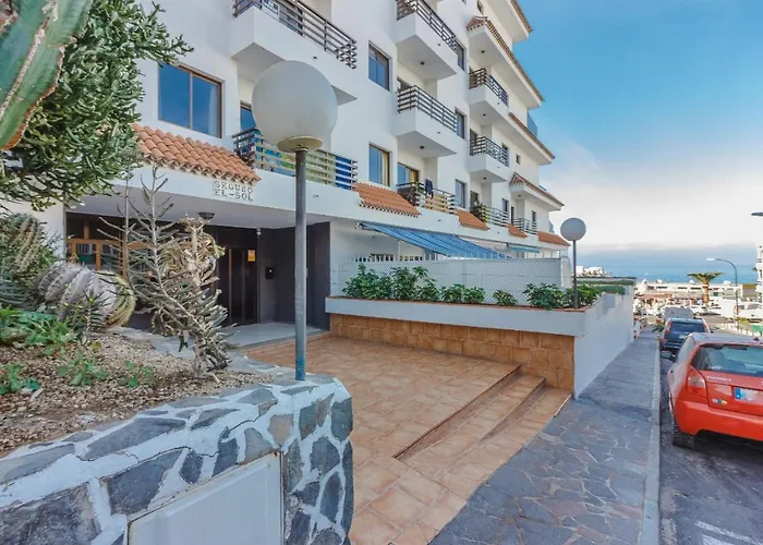 Seguro Spacious With Roomy Terrace