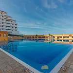Seguro Spacious With Roomy Terrace Appartement